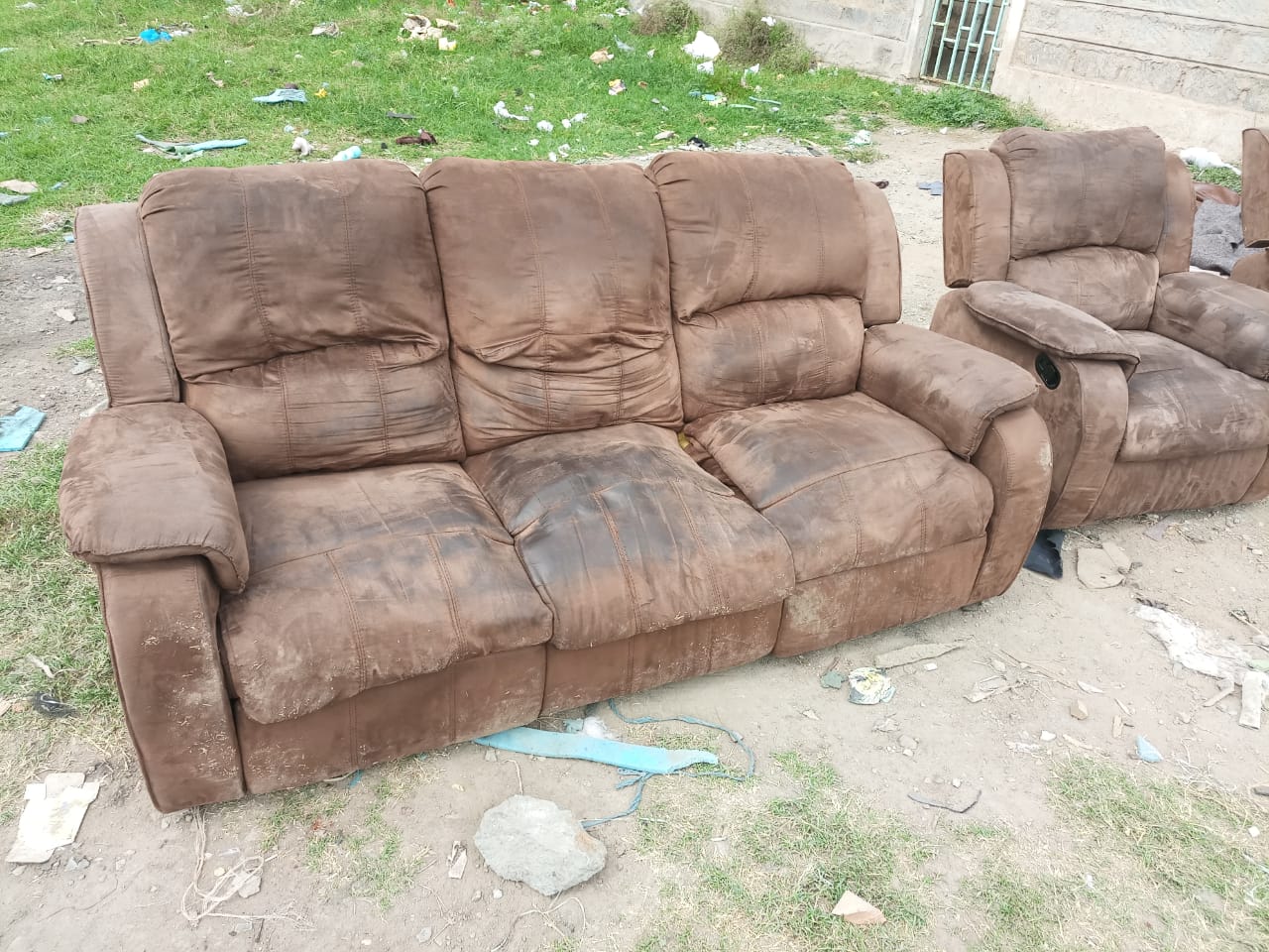 Recliner Sofa Before 5
